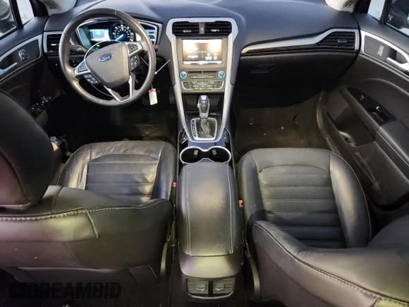 ✅ 2016 Ford Fusion SE Luxury • VIN: 3FA6P0PU3GR105890 • Lot: 87277245. Wystawiony na Copart z przebiegiem 126 585 mil. Bezpłatny archiwum sprzedaży aukcyjnych z USA i szczegółowy raport historii pojazdu na DreamBid. Zdjęcie 8.