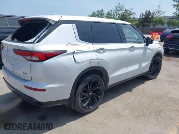 ✅ 2023 Mitsubishi Outlander SE • VIN: JA4J3UA88PZ012274 • Лот: 42477730. Опубликован ранее на IAAI с пробегом 85 886 миль. Бесплатный доступ к архиву аукционных продаж из США и подробный отчёт об истории автомобиля на DreamBid. Изображение 4.