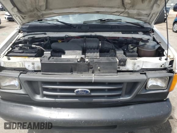 ✅ 2003 Ford Econoline Cargo Super • VIN: 1FTNS24L33HB79897 • Лот: 68431674. Опубликован ранее на Copart с пробегом 493 354 миль. Бесплатный доступ к архиву аукционных продаж из США и подробный отчёт об истории автомобиля на DreamBid. Изображение 13.