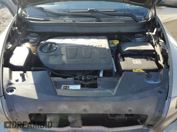 ✅ 2016 Jeep Grand Cherokee • VIN: 1C4PJCLS6GW281609 • Lot: 84149004. Listed on Copart with 123,806 mi. Free auction sales archive from the USA and detailed vehicle history report at DreamBid. Image 11.