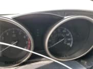 ✅ 2013 Mazda 3 i SV • VIN: JM1BL1TF8D1770078 • Лот: 92679225. Опубликован ранее на Copart с пробегом Не указан. Бесплатный доступ к архиву аукционных продаж из США и подробный отчёт об истории автомобиля на DreamBid. Изображение 9.