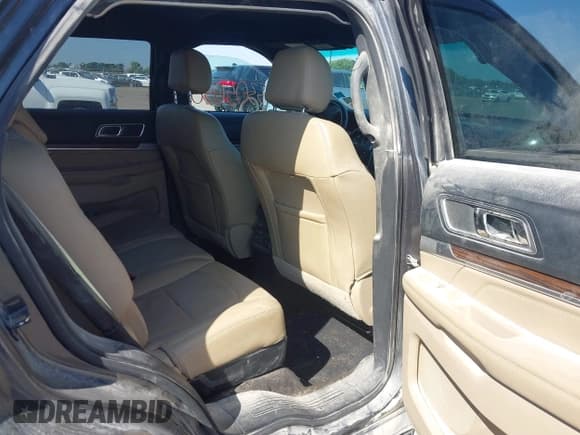 ✅ 2016 Ford Explorer Limited • VIN: 1FM5K8F81GGA07533 • Лот: 43305036. Опубликован ранее на IAAI с пробегом 181 997 миль. Бесплатный доступ к архиву аукционных продаж из США и подробный отчёт об истории автомобиля на DreamBid. Изображение 8.