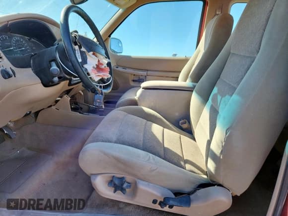 ✅ 1999 Ford Explorer Sport • VIN: 1FMYU24X2XUA67658 • Лот: 90515725. Опубликован ранее на Copart с пробегом 157 684 миль. Бесплатный доступ к архиву аукционных продаж из США и подробный отчёт об истории автомобиля на DreamBid. Изображение 7.