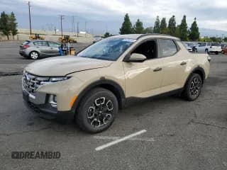 ✅ 2023 Hyundai Santa Cruz SEL • VIN: 5NTJCDAE5PH073098 • Лот: 81286125. Опубликован ранее на Copart с пробегом 57 432 миль. Бесплатный доступ к архиву аукционных продаж из США и подробный отчёт об истории автомобиля на DreamBid. Изображение 1.