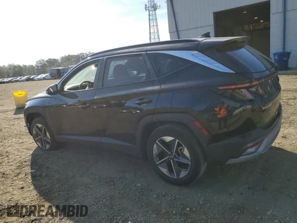 ✅ 2025 Hyundai Tucson SEL Convenience • VIN: 3KMJCCDE2SE006800 • Лот: 71235905. Опубликован ранее на Copart с пробегом 13 773 миль. Бесплатный доступ к архиву аукционных продаж из США и подробный отчёт об истории автомобиля на DreamBid. Изображение 2.