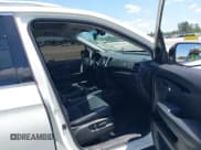 ✅ 2018 Honda Pilot Elite • VIN: 5FNYF6H00JB058623 • Lot: 42323415. Listed on IAAI with 102,015 mi. Free auction sales archive from the USA and detailed vehicle history report at DreamBid. Image 5.