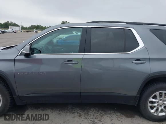 ✅ 2021 Chevrolet Traverse LT Cloth • VIN: 1GNERGKW8MJ210147 • Lot: 42424972. Listed on IAAI with 51,752 mi. Free auction sales archive from the USA and detailed vehicle history report at DreamBid. Image 14.
