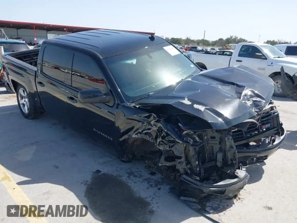 ✅ 2014 Chevrolet Silverado 1500 LT • VIN: 3GCUKREH8EG210945 • Lot: 41718435. Wystawiony na IAAI z przebiegiem 106 320 mil. Bezpłatny archiwum sprzedaży aukcyjnych z USA i szczegółowy raport historii pojazdu na DreamBid. Zdjęcie 1.