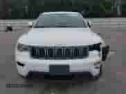 2018 Jeep Grand Cherokee Altitude z VIN 1C4RJFAG7JC163134, wystawiony jako Copart lot #86188365 z przebiegiem 80 035 mil mil oraz Szkoda całkowita • Salvage title. Historia ofert i sprzedaży dostępna na DreamBid. Obrazek 5.