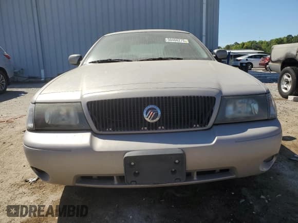 ✅ 2004 Mercury Marauder • VIN: 2MEHM79V14X653084 • Лот: 50466275. Опубликован ранее на Copart с пробегом 210 256 миль. Бесплатный доступ к архиву аукционных продаж из США и подробный отчёт об истории автомобиля на DreamBid. Изображение 5.