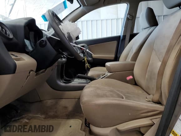 ✅ 2009 Toyota RAV4 • VIN: JTMBK33V59D007124 • Lot: 55606155. Listed on Copart with 275,164 mi. Free auction sales archive from the USA and detailed vehicle history report at DreamBid. Image 7.