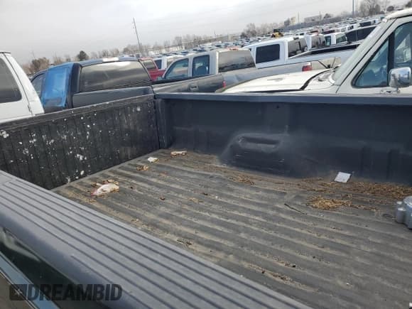 ✅ 2000 Ford F-250 XL • VIN: 1FTNF21L2YEB66074 • Lot: 84274244. Listed on Copart with 100,845 mi. Free auction sales archive from the USA and detailed vehicle history report at DreamBid. Image 10.