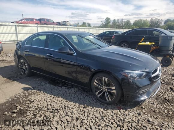 ✅ 2022 Mercedes-Benz C 300 • VIN: W1KAF4HB7NR018746 • Lot: 71707475. Wystawiony na Copart z przebiegiem 44 096 mil. Bezpłatny archiwum sprzedaży aukcyjnych z USA i szczegółowy raport historii pojazdu na DreamBid. Zdjęcie 4.
