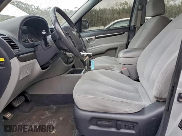 ✅ 2009 Hyundai Santa Fe Limited • VIN: 5NMSH13E59H242147 • Lot: 95624665. Listed on Copart with 120,349 mi. Free auction sales archive from the USA and detailed vehicle history report at DreamBid. Image 7.