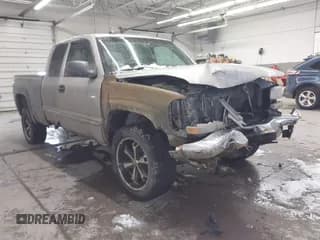 ✅ 2005 GMC Sierra 1500 SLE • VIN: 2GTEK19B051369107 • Lot: 41613525. Listed on IAAI with 188,730 mi. Free auction sales archive from the USA and detailed vehicle history report at DreamBid. Image 1.