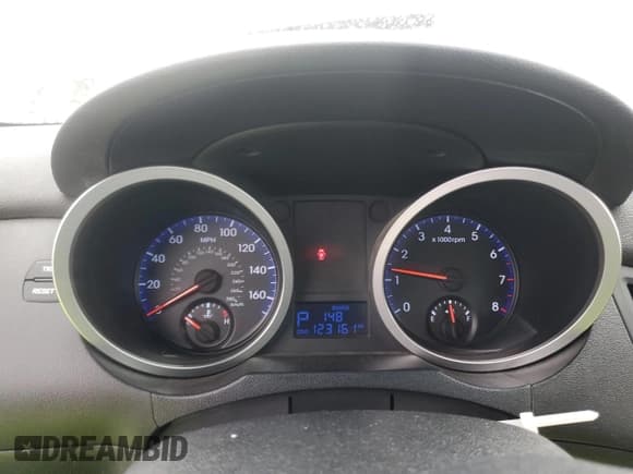 ✅ 2010 Hyundai Genesis Coupe Grand Touring • VIN: KMHHU6KH0AU034152 • Lot: 48602885. Wystawiony na Copart z przebiegiem 123 161 mil. Bezpłatny archiwum sprzedaży aukcyjnych z USA i szczegółowy raport historii pojazdu na DreamBid. Zdjęcie 9.