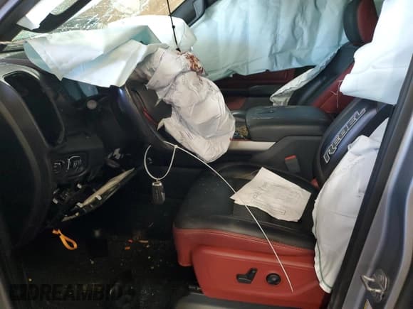 ✅ 2019 Ram 1500 Rebel • VIN: 1C6SRFLT5KN734248 • Лот: 71402035. Опубликован ранее на Copart с пробегом Не указан. Бесплатный доступ к архиву аукционных продаж из США и подробный отчёт об истории автомобиля на DreamBid. Изображение 7.