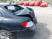 ✅ 2013 Mercedes-Benz C 300 Sport • VIN: WDDGF8AB5DR282431 • Lot: 43166289. Wystawiony na IAAI z przebiegiem 143 327 mil. Bezpłatny archiwum sprzedaży aukcyjnych z USA i szczegółowy raport historii pojazdu na DreamBid. Zdjęcie 18.