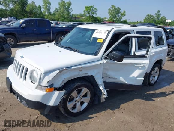 ✅ 2013 Jeep Patriot Limited • VIN: 1C4NJRCB8DD240450 • Lot: 42482733. Wystawiony na IAAI z przebiegiem 149 659 mil. Bezpłatny archiwum sprzedaży aukcyjnych z USA i szczegółowy raport historii pojazdu na DreamBid. Zdjęcie 2.