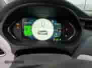 2020 Chevrolet Bolt EV Premier z VIN 1G1FZ6S01L4116989, wystawiony jako Copart lot #82601513 z przebiegiem 10 471 mil mil oraz . Historia ofert i sprzedaży dostępna na DreamBid. Obrazek 9.