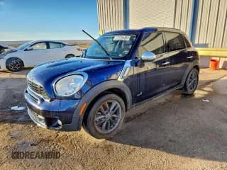✅ 2012 MINI Countryman S • VIN: WMWZC5C57CWL59055 • Lot: 90867515. Listed on Copart with 129,842 mi. Free auction sales archive from the USA and detailed vehicle history report at DreamBid. Image 1.