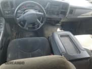 ✅ 2004 Chevrolet Silverado 1500 LS • VIN: 2GCEC13T841431043 • Лот: 69635154. Опубликован ранее на Copart с пробегом 199 307 миль. Бесплатный доступ к архиву аукционных продаж из США и подробный отчёт об истории автомобиля на DreamBid. Изображение 8.