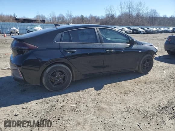 ✅ 2017 Hyundai Ioniq Blue • VIN: KMHC65LC4HU030598 • Lot: 46475755. Wystawiony na Copart z przebiegiem 189 218 mil. Bezpłatny archiwum sprzedaży aukcyjnych z USA i szczegółowy raport historii pojazdu na DreamBid. Zdjęcie 3.