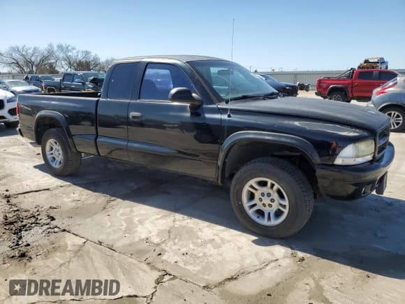 ✅ 2001 Dodge Dakota Sport • VIN: 1B7GG22N91S308627 • Lot: 48637665. Wystawiony na Copart z przebiegiem 97 783 mil. Bezpłatny archiwum sprzedaży aukcyjnych z USA i szczegółowy raport historii pojazdu na DreamBid. Zdjęcie 4.