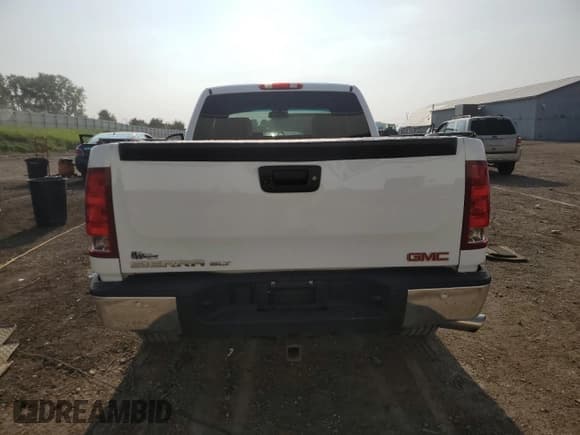 ✅ 2013 GMC Sierra 1500 SLT • VIN: 1GTR2WE75DZ272068 • Lot: 61179585. Listed on Copart with 203,512 mi. Free auction sales archive from the USA and detailed vehicle history report at DreamBid. Image 6.