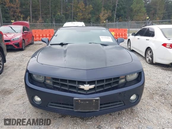 ✅ 2012 Chevrolet Camaro 2LT • VIN: 2G1FC1E39C9164456 • Lot: 43725001. Wystawiony na IAAI z przebiegiem 98 016 mil. Bezpłatny archiwum sprzedaży aukcyjnych z USA i szczegółowy raport historii pojazdu na DreamBid. Zdjęcie 12.