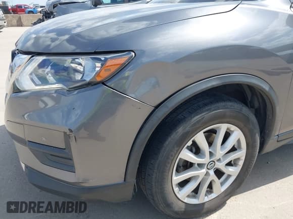 ✅ 2020 Nissan Rogue SV • VIN: JN8AT2MT6LW039662 • Lot: 43066078. Wystawiony na IAAI z przebiegiem 108 261 mil. Bezpłatny archiwum sprzedaży aukcyjnych z USA i szczegółowy raport historii pojazdu na DreamBid. Zdjęcie 21.