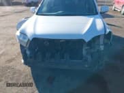 ✅ 2010 Toyota Highlander SE • VIN: 5TDJK3EH3AS033460 • Lot: 43535109. Listed on IAAI with 180,780 mi. Free auction sales archive from the USA and detailed vehicle history report at DreamBid. Image 6.