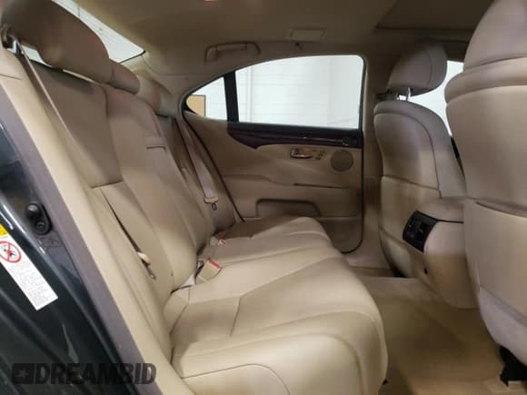 ✅ 2007 Lexus LS 460 • VIN: JTHBL46F075009165 • Lot: 56153045. Listed on Copart with 222,580 mi. Free auction sales archive from the USA and detailed vehicle history report at DreamBid. Image 10.