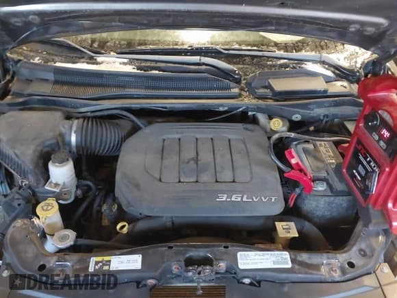 ✅ 2016 Chrysler Town & Country Touring L Anniversary Edition • VIN: 2C4RC1CG5GR166074 • Лот: 41036060. Опубликован ранее на IAAI с пробегом 72 885 миль. Бесплатный доступ к архиву аукционных продаж из США и подробный отчёт об истории автомобиля на DreamBid. Изображение 10.