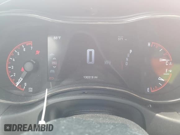 ✅ 2019 Dodge Durango GT • VIN: 1C4RDJDG9KC755836 • Lot: 59621215. Wystawiony na Copart z przebiegiem 130 319 mil. Bezpłatny archiwum sprzedaży aukcyjnych z USA i szczegółowy raport historii pojazdu na DreamBid. Zdjęcie 9.