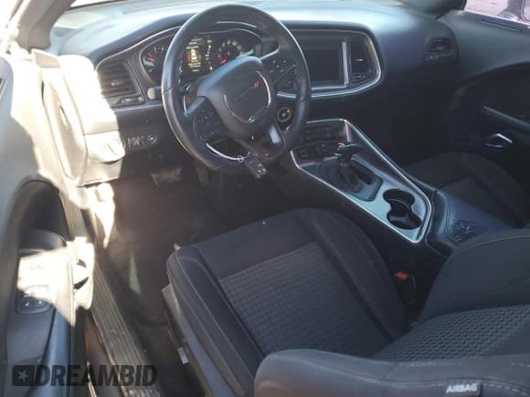 ✅ 2018 Dodge Challenger R/T • VIN: 2C3CDZBT2JH178216 • Лот: 91277565. Опубликован ранее на Copart с пробегом 103 358 миль. Бесплатный доступ к архиву аукционных продаж из США и подробный отчёт об истории автомобиля на DreamBid. Изображение 8.