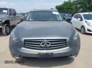 ✅ 2015 Infiniti QX70 • VIN: JN8CS1MU7FM380583 • Лот: 41937766. Опубликован ранее на IAAI с пробегом 144 618 миль. Бесплатный доступ к архиву аукционных продаж из США и подробный отчёт об истории автомобиля на DreamBid. Изображение 12.