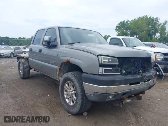 ✅ 2006 Chevrolet Silverado 2500HD LT3 • VIN: 1GCHK23D36F183567 • Лот: 42841319. Опубликован ранее на IAAI с пробегом 184 029 миль. Бесплатный доступ к архиву аукционных продаж из США и подробный отчёт об истории автомобиля на DreamBid. Изображение 1.