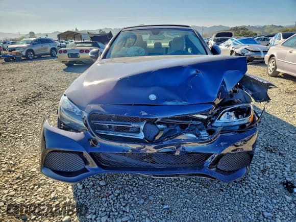 ✅ 2015 Mercedes-Benz C 300 • VIN: 55SWF4KB1FU040532 • Lot: 95247775. Wystawiony na Copart z przebiegiem 79 660 mil. Bezpłatny archiwum sprzedaży aukcyjnych z USA i szczegółowy raport historii pojazdu na DreamBid. Zdjęcie 5.