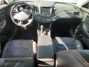 ✅ 2020 Chevrolet Impala Premier • VIN: 1G1105S32LU112068 • Lot: 53681084. Wystawiony na Copart z przebiegiem 92 444 mil. Bezpłatny archiwum sprzedaży aukcyjnych z USA i szczegółowy raport historii pojazdu na DreamBid. Zdjęcie 8.