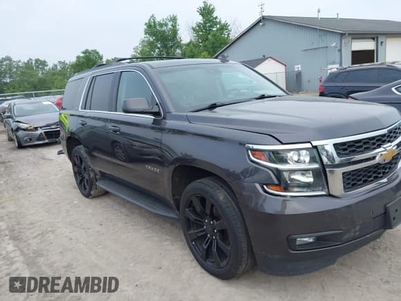 ✅ 2016 Chevrolet Tahoe LT • VIN: 1GNSKBKCXGR275779 • Lot: 42491546. Listed on IAAI with 151,382 mi. Free auction sales archive from the USA and detailed vehicle history report at DreamBid. Image 1.