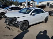 ✅ 2015 Volkswagen Eos Final Edition • VIN: WVWFW8AH8FV005258 • Lot: 42129254. Wystawiony na Copart z przebiegiem 23 794 mil. Bezpłatny archiwum sprzedaży aukcyjnych z USA i szczegółowy raport historii pojazdu na DreamBid. Zdjęcie 1.