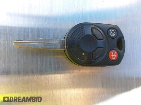 ✅ 2009 Lincoln MKZ • VIN: 3LNHM26T69R627895 • Lot: 43598746. Listed on IAAI with 218,104 mi. Free auction sales archive from the USA and detailed vehicle history report at DreamBid. Image 11.