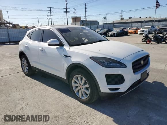 ✅ 2018 Jaguar E-Pace S • VIN: SADFJ2FX6J1Z09402 • Lot: 40997693. Listed on Copart with 25,487 mi. Free auction sales archive from the USA and detailed vehicle history report at DreamBid. Image 4.