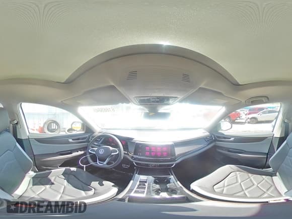 ✅ 2025 Volkswagen Atlas 2.0T Peak Edition • VIN: 1V2CR2CA4SC554659 • Lot: 61665045. Wystawiony na Copart z przebiegiem 1 888 mil. Bezpłatny archiwum sprzedaży aukcyjnych z USA i szczegółowy raport historii pojazdu na DreamBid. Zdjęcie 15.