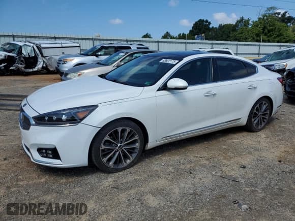 ✅ 2018 Kia Cadenza Technology • VIN: KNALC4J18J5101128 • Lot: 68822175. Wystawiony na Copart z przebiegiem 88 827 mil. Bezpłatny archiwum sprzedaży aukcyjnych z USA i szczegółowy raport historii pojazdu na DreamBid. Zdjęcie 1.