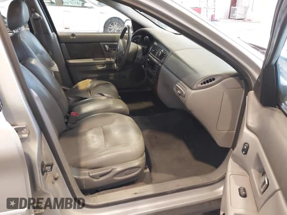 ✅ 2002 Mercury Sable LS Premium • VIN: 1MEHM59S42G611893 • Lot: 42585787. Listed on IAAI with 170,713 mi. Free auction sales archive from the USA and detailed vehicle history report at DreamBid. Image 5.