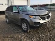 ✅ 2013 Kia Sorento LX • VIN: 5XYKTDA26DG348716 • Lot: 94123325. Listed on Copart with 221,361 mi. Free auction sales archive from the USA and detailed vehicle history report at DreamBid. Image 14.