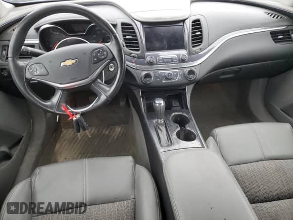 ✅ 2017 Chevrolet Impala LT • VIN: 2G1105SA9H9139030 • Lot: 36962433. Wystawiony na Copart z przebiegiem 88 796 mil mil. Skorzystaj z bezpłatnego archiwum sprzedaży aukcyjnych z USA i zobacz szczegółowy raport historii pojazdu na DreamBid. Zdjęcie 8.