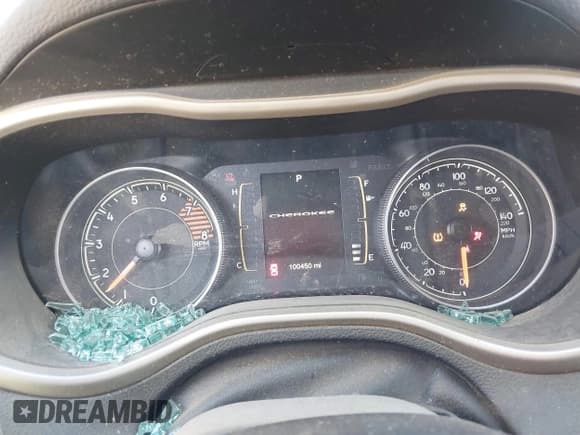 ✅ 2016 Jeep Cherokee Latitude • VIN: 1C4PJMCS7GW144460 • Lot: 40692482. Wystawiony na IAAI z przebiegiem 100 450 mil. Bezpłatny archiwum sprzedaży aukcyjnych z USA i szczegółowy raport historii pojazdu na DreamBid. Zdjęcie 7.